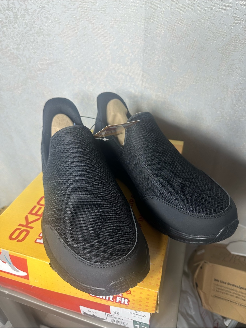 Skecher’s Men’s Hands Free Swift Fit Equalizer 4.0 Black Size 12